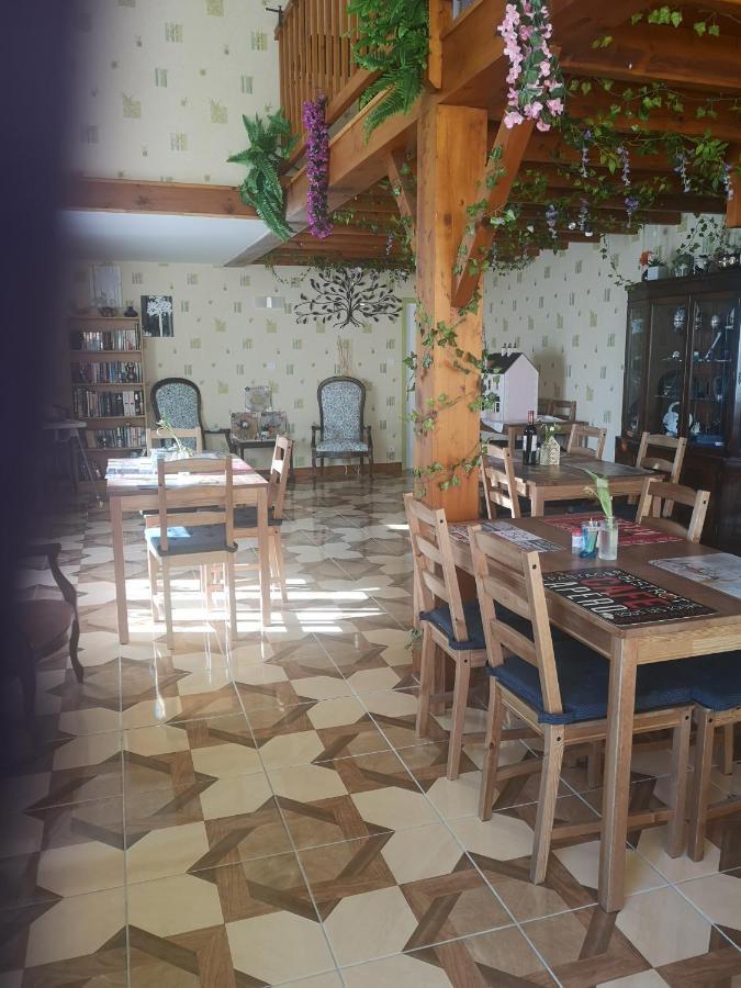 Le Pommier D'hote Clussais-la-Pommeraie